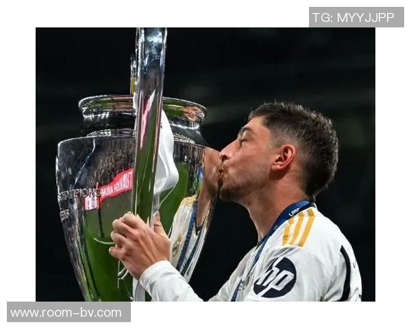 巴尔韦德重返巅峰状态皇马球迷期待他的赛季首球与领袖表现